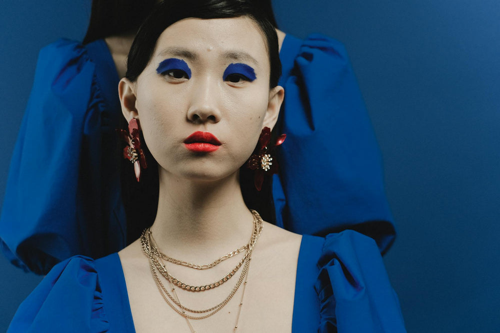 Styling Tips: How to Layer and Wear Your Jewellery with Ease